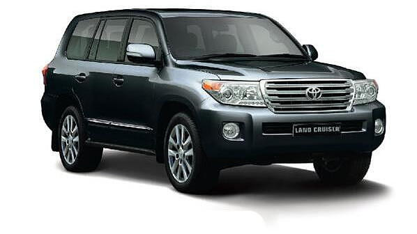Toyota LandCruiser V8 | 7seats | Car renting daily