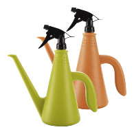 Watering can with sprayer